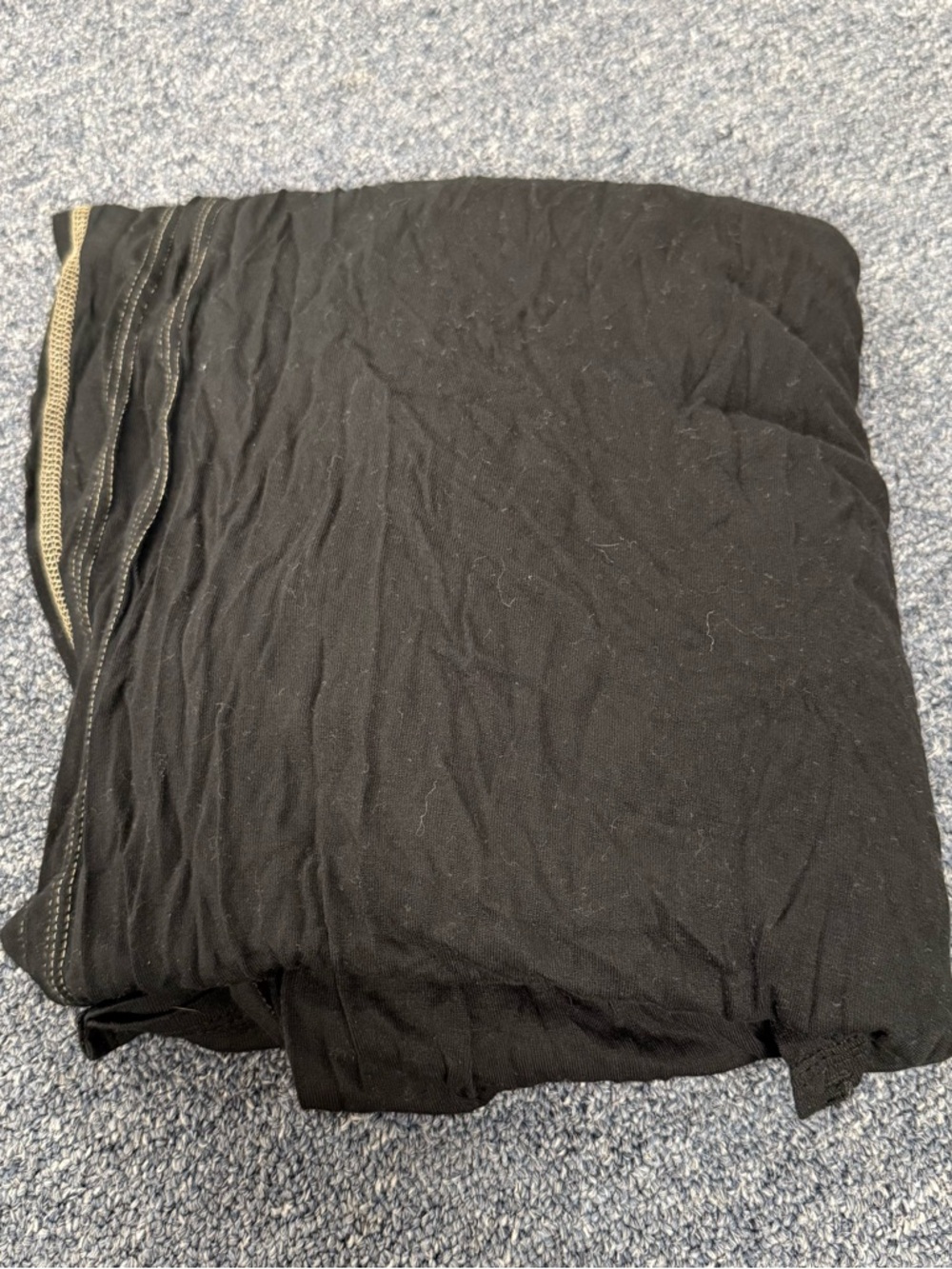 Ergo Baby Black Aura Wrap Carrier Soft and Stretchy